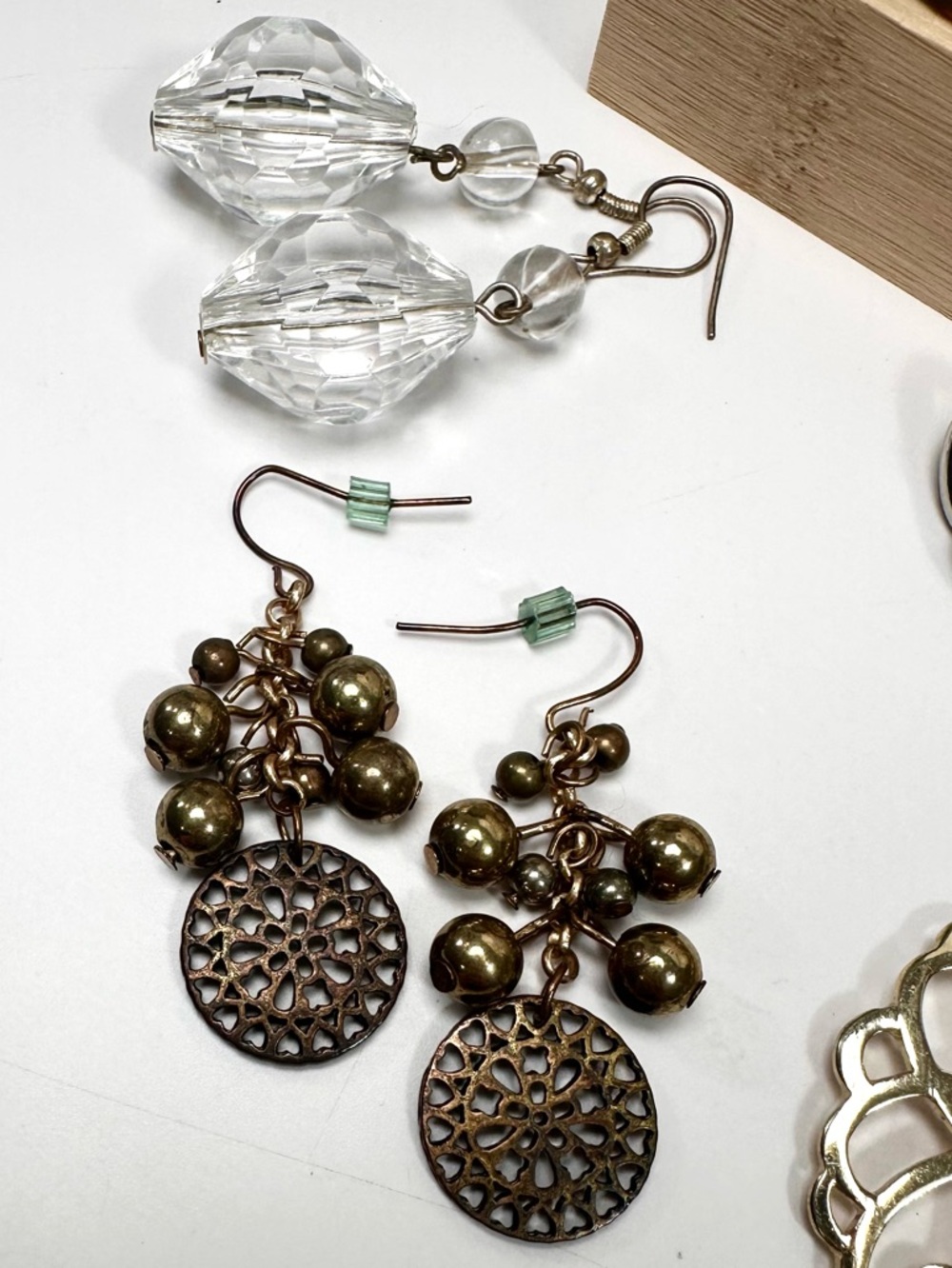 ❤️Earring Essentials Bundle (including MOP Kendra Scott Studs!) - 16 pairs - Picture 9 of 15